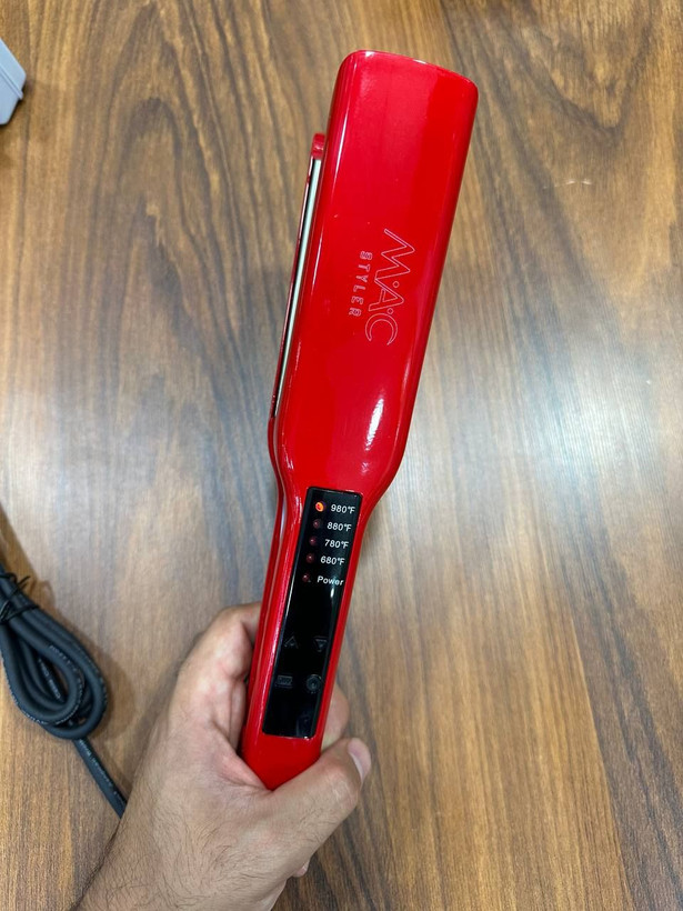اتو مو حرفه ای کراتین تراپی مک استایلر مدل Mac1607 .